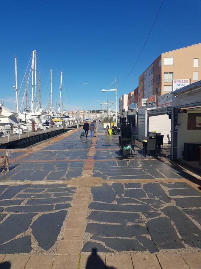 Moana - Residence Du Port Agde Bagian luar foto