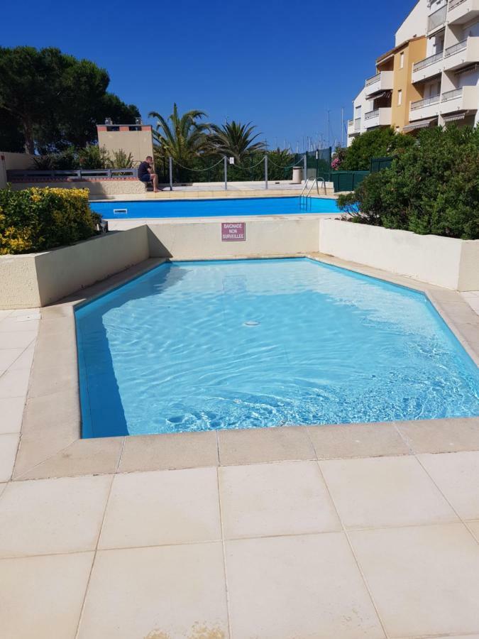 Moana - Residence Du Port Agde Bagian luar foto