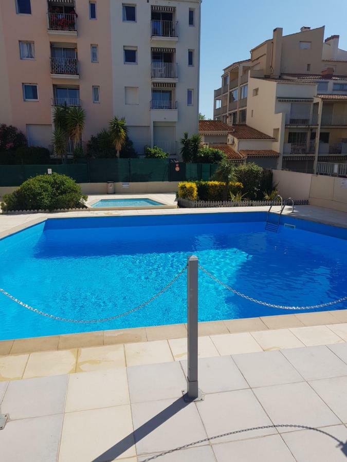 Moana - Residence Du Port Agde Bagian luar foto